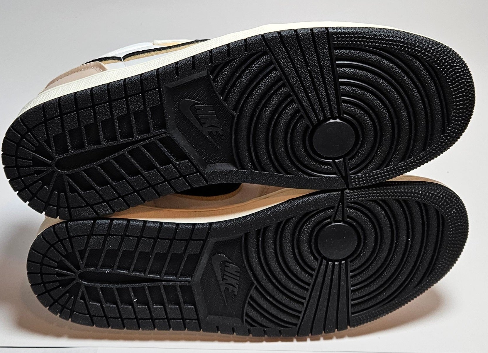 Nike Air Jordan 1 Retro Low OG EX